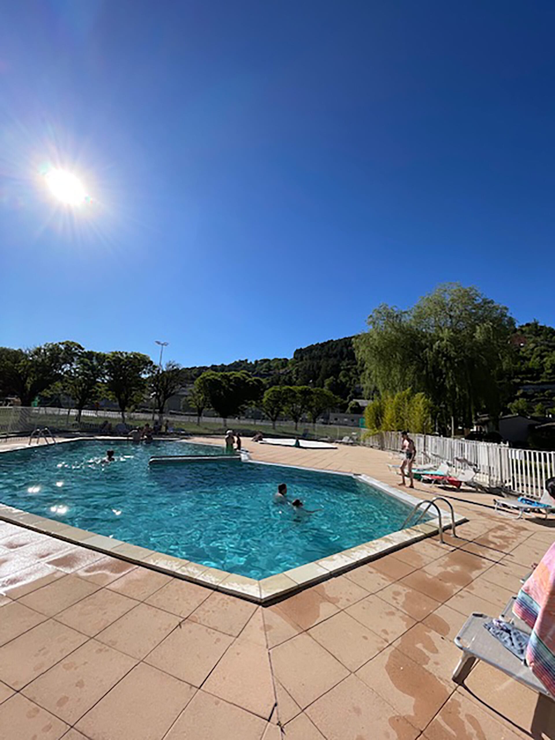 Piscine Camping Gévaudan