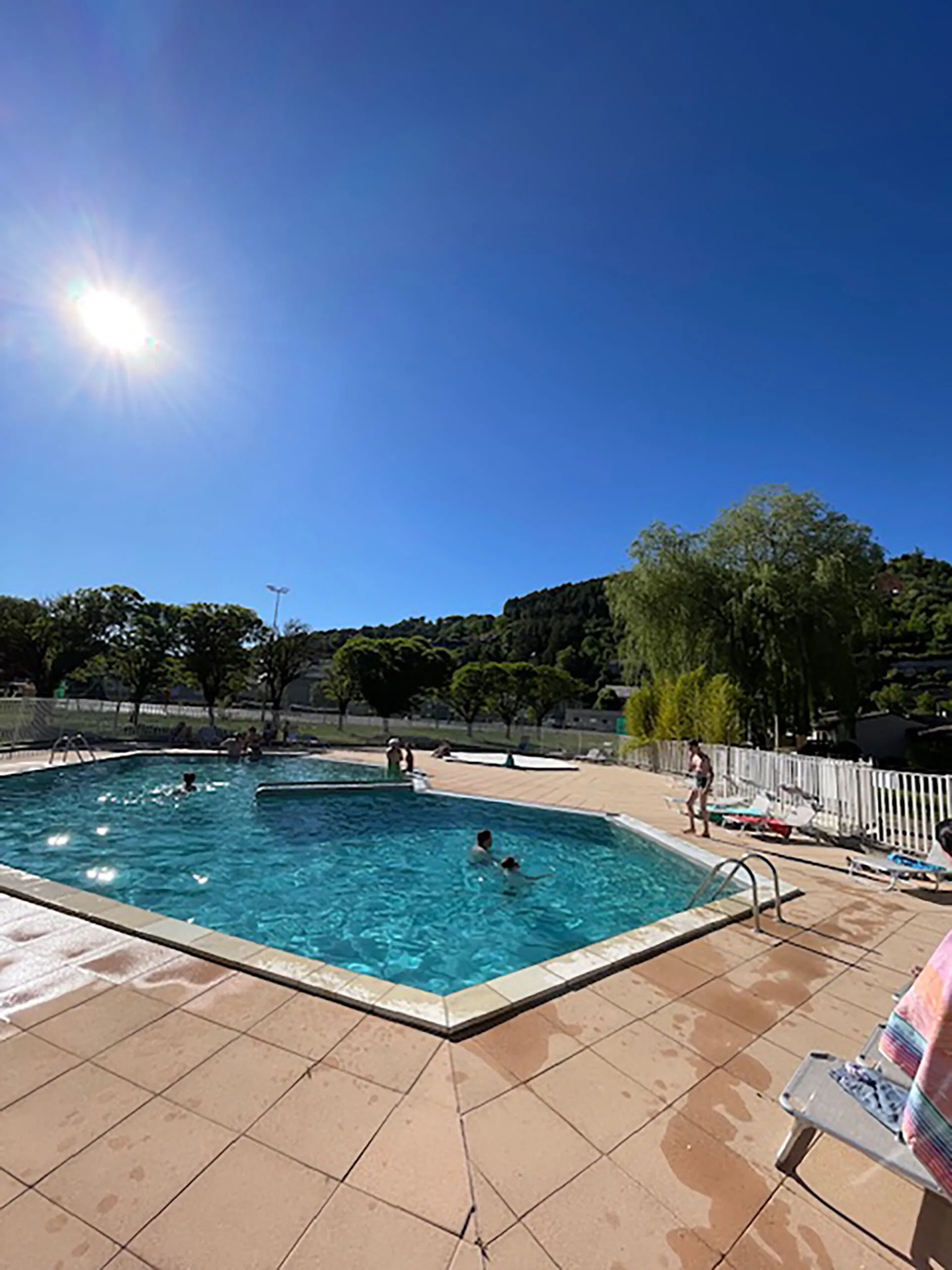 Piscine Camping Gévaudan